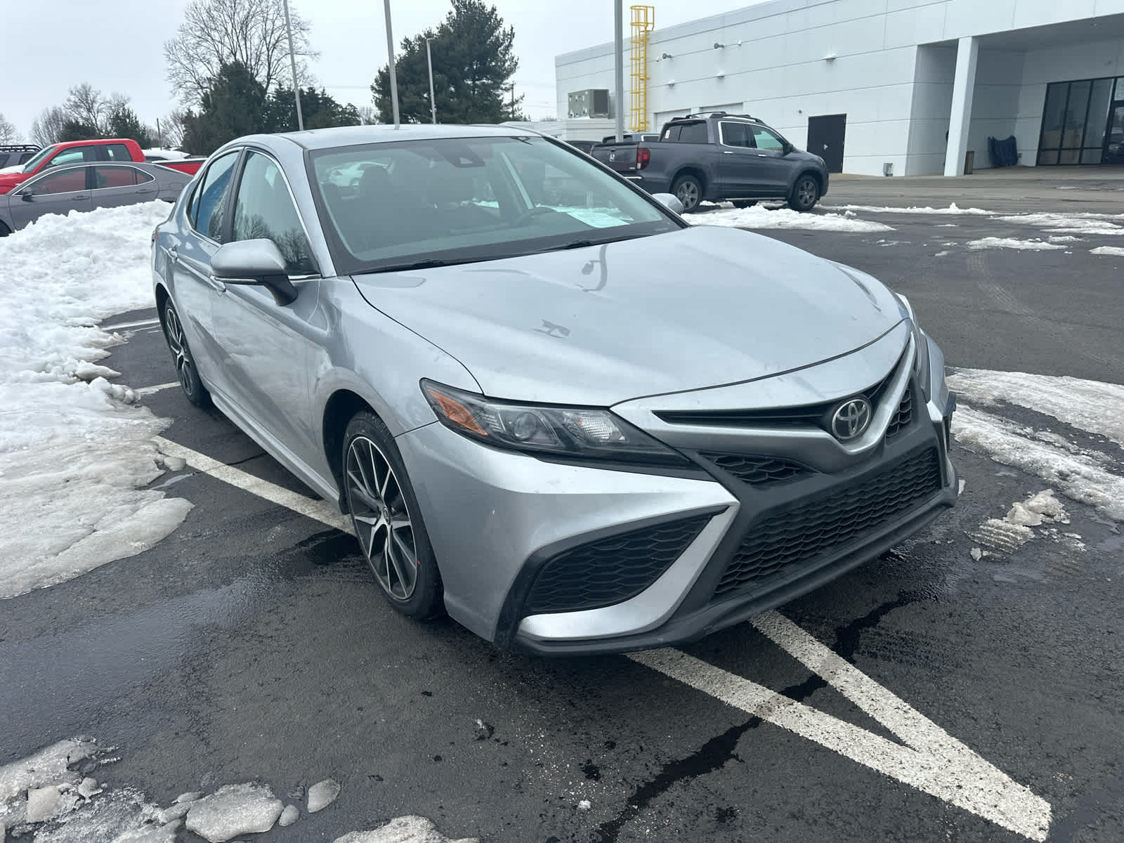 2024 Toyota Camry SE