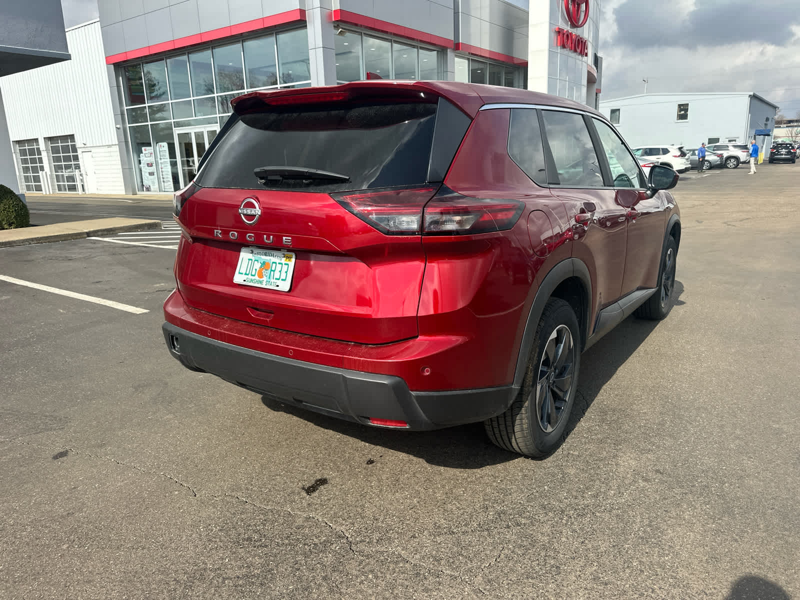 2025 Nissan Rogue SV