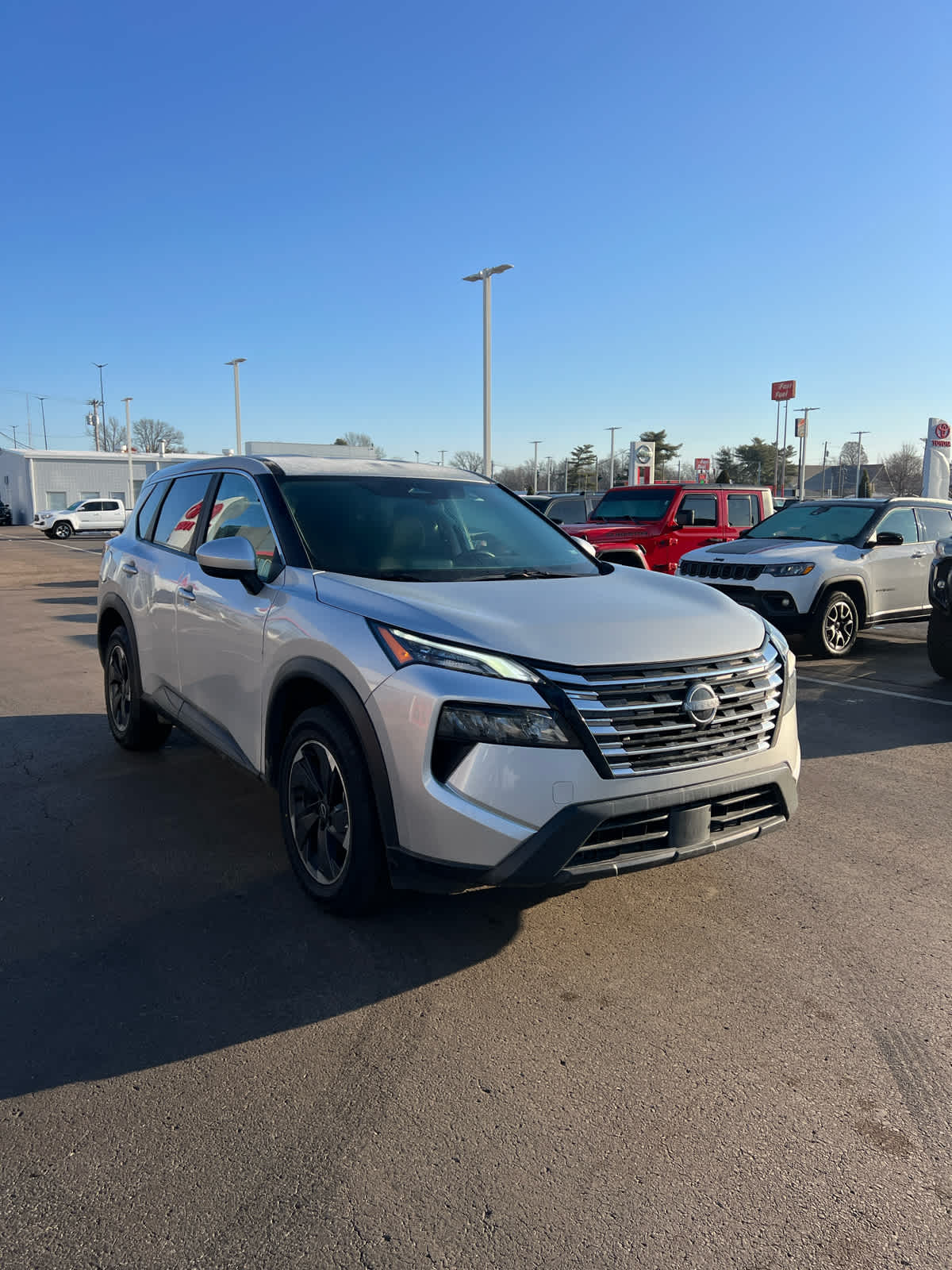 2025 Nissan Rogue SV