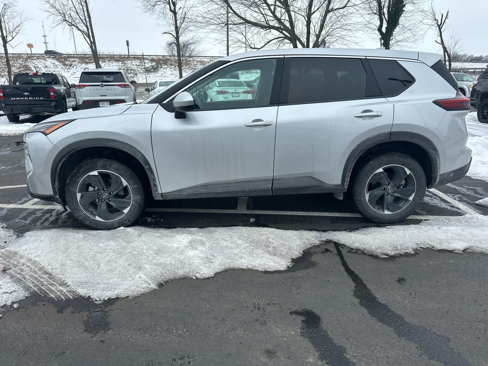 2024 Nissan Rogue SV