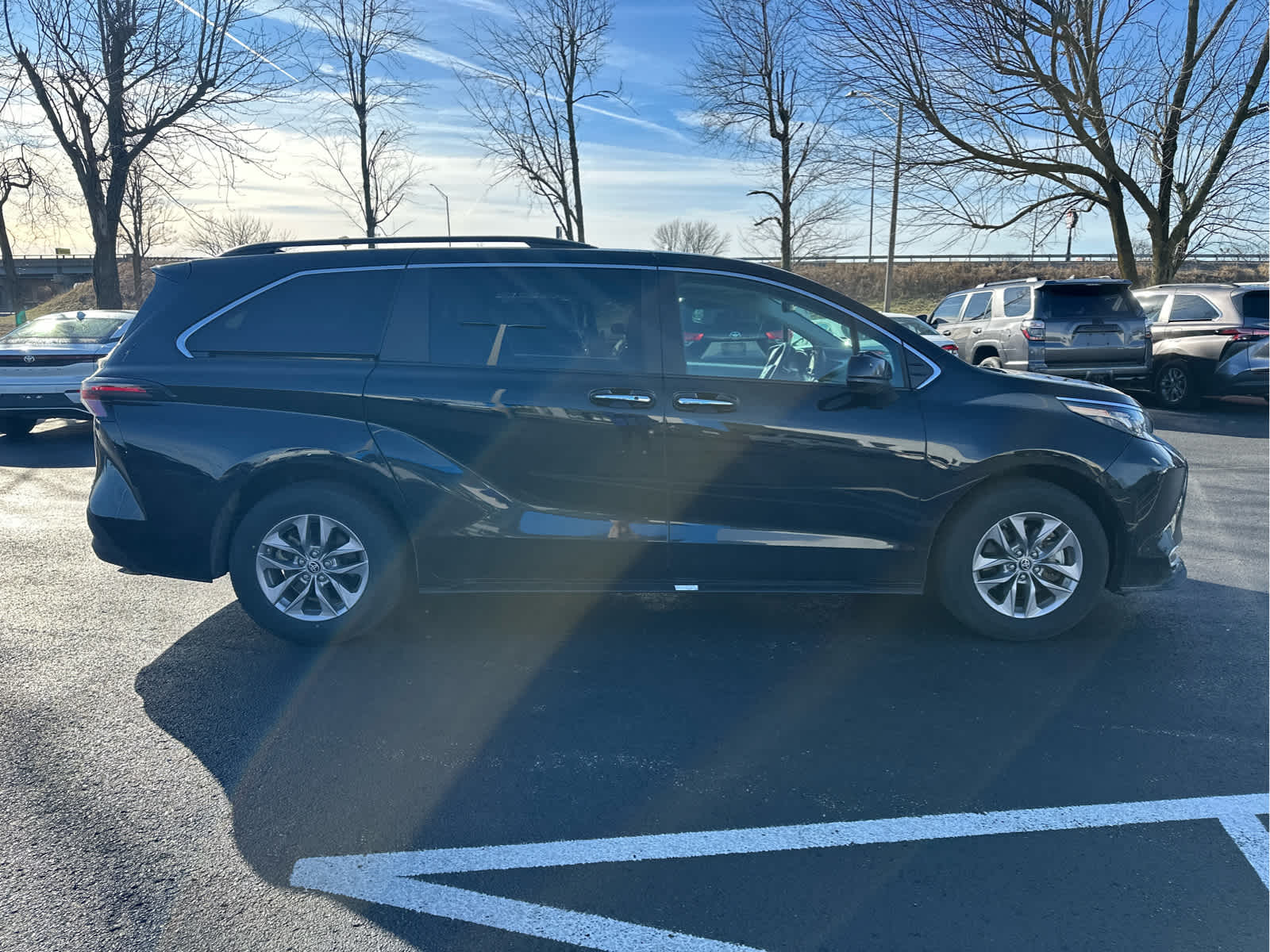 2024 Toyota Sienna XLE