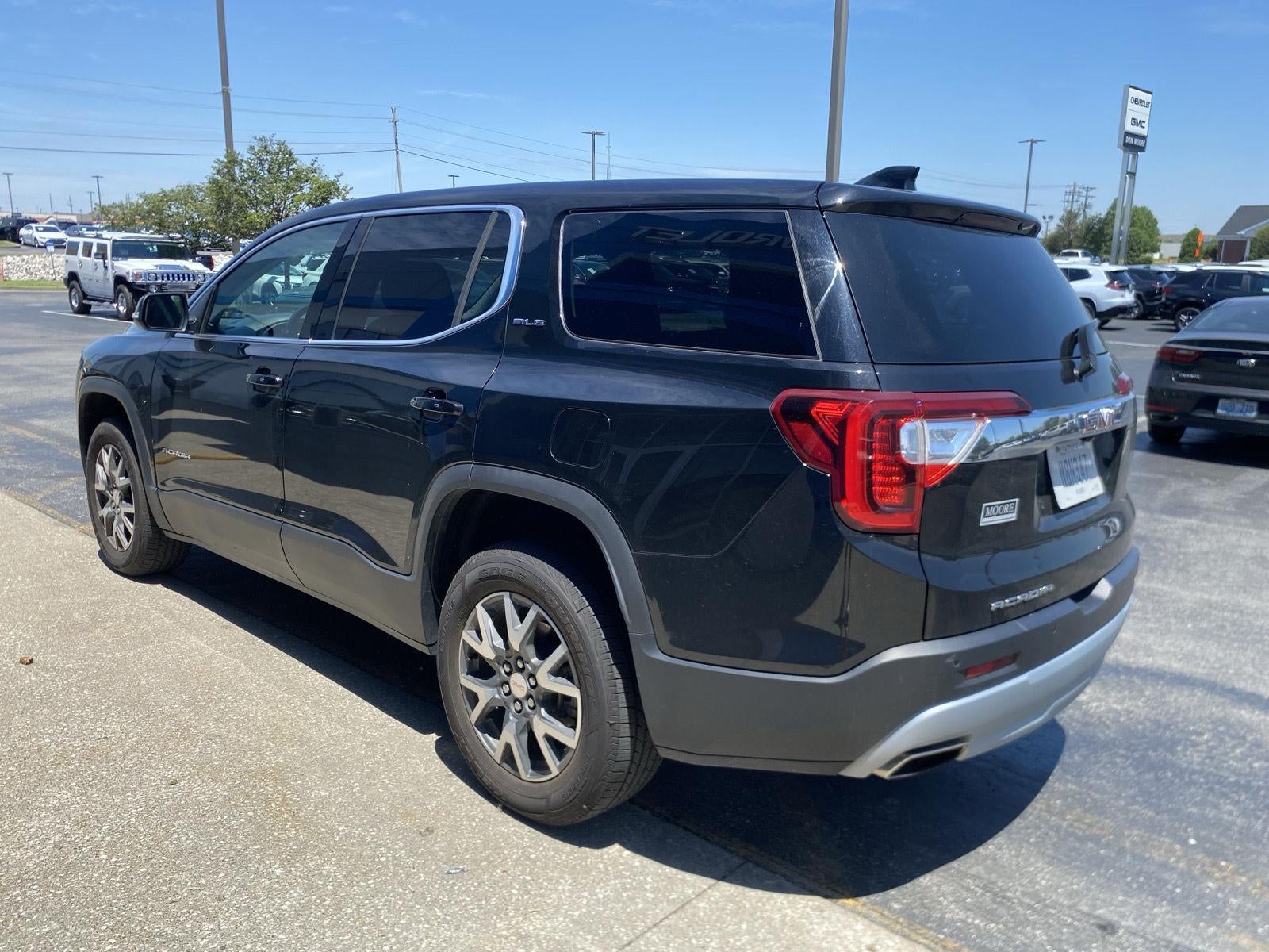 2023 GMC Acadia SLE