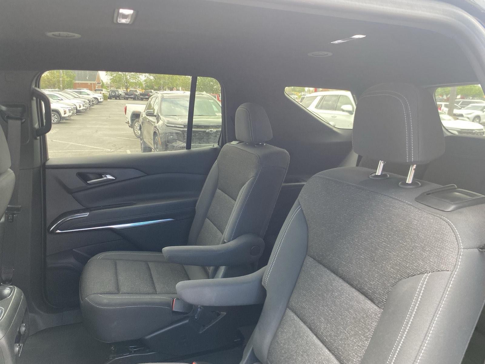 2025 Chevrolet Traverse FWD LT