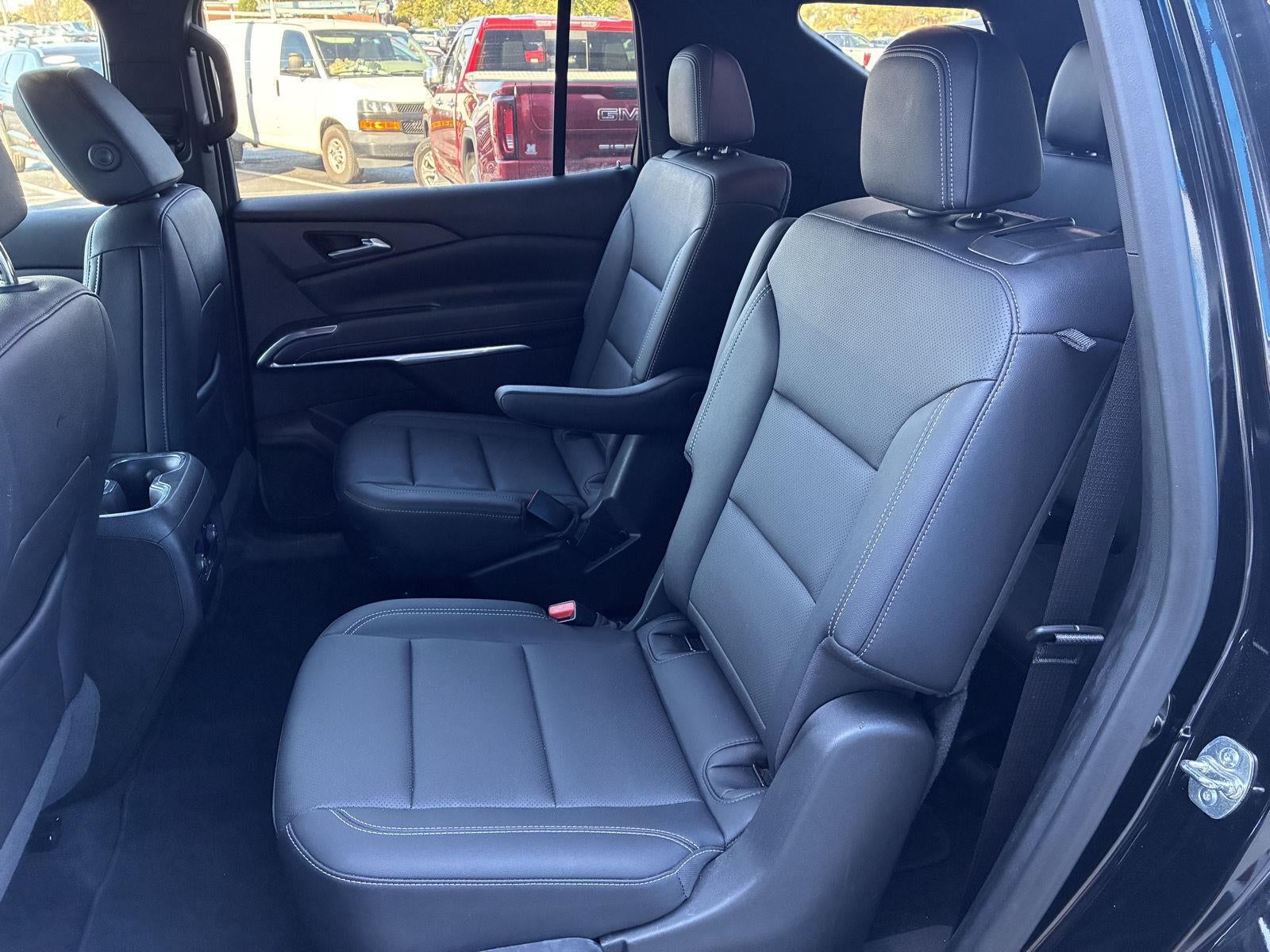 2025 Chevrolet Traverse AWD LT