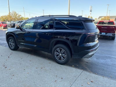 2025 Chevrolet Traverse AWD LT