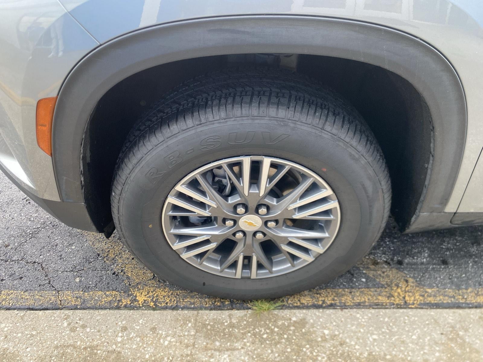 2025 Chevrolet Traverse AWD LT