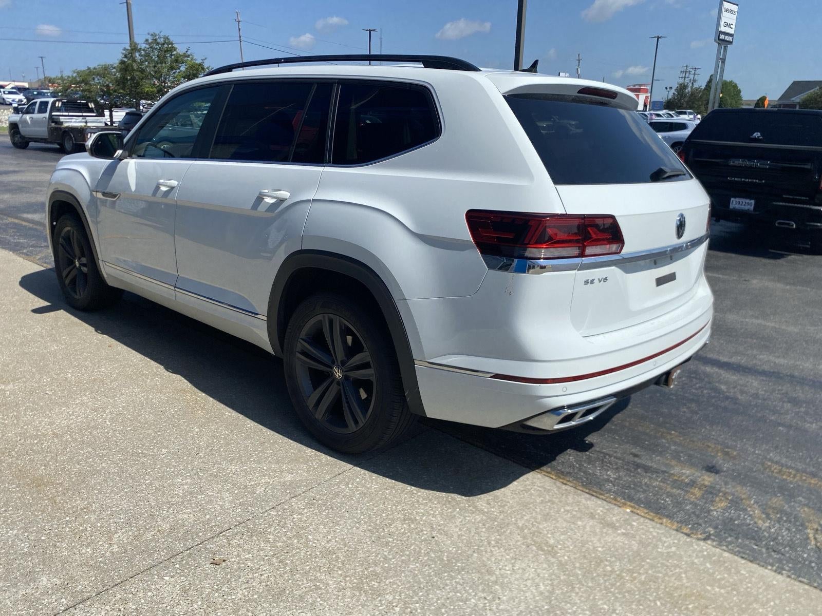 2021 Volkswagen Atlas 3.6L V6 SE w/Technology R-Line