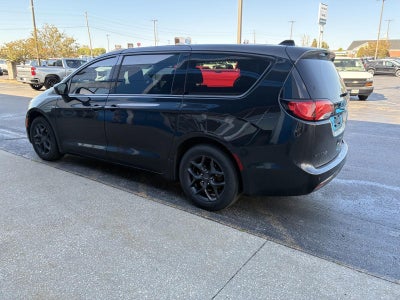 2020 Chrysler Pacifica Touring
