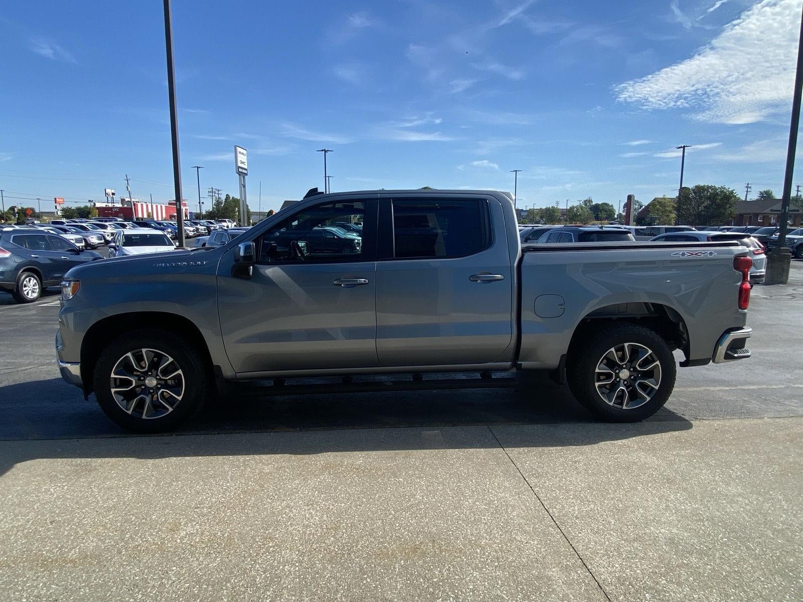 2023 Chevrolet Silverado 1500 LT