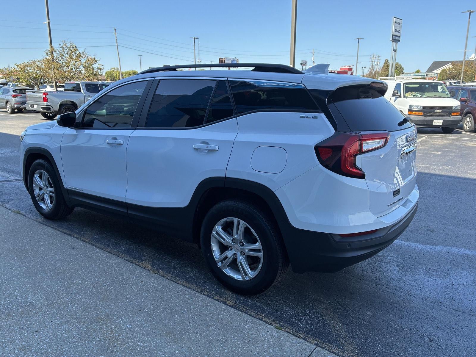 2022 GMC Terrain SLE