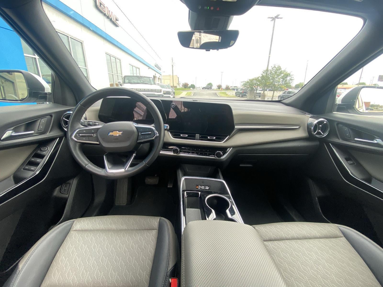 2025 CHEVROLET TRUCK EQUINOX FWD LT