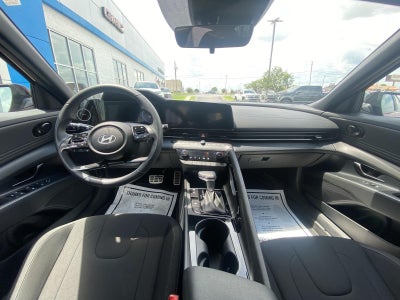 2025 Hyundai Elantra Hybrid SEL Sport